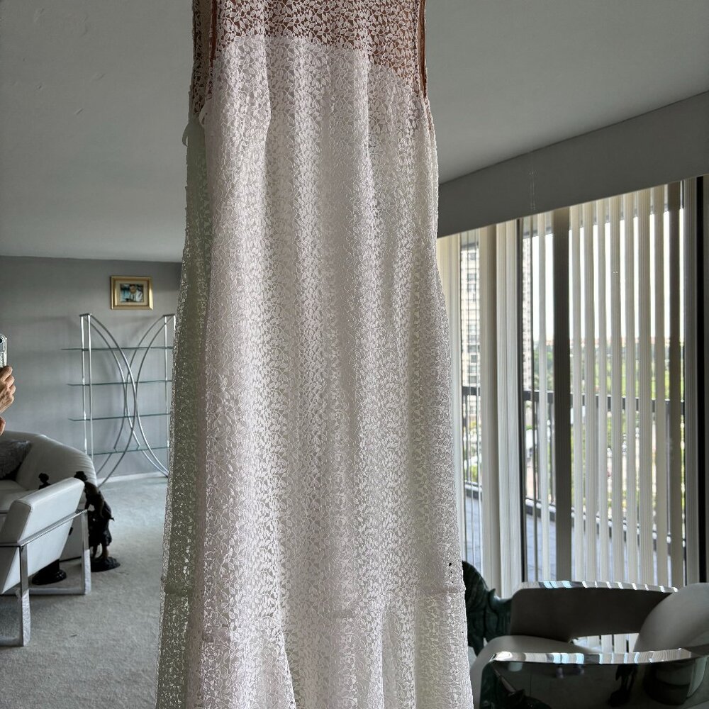 Ralph Lauren Elegant Lace Dress